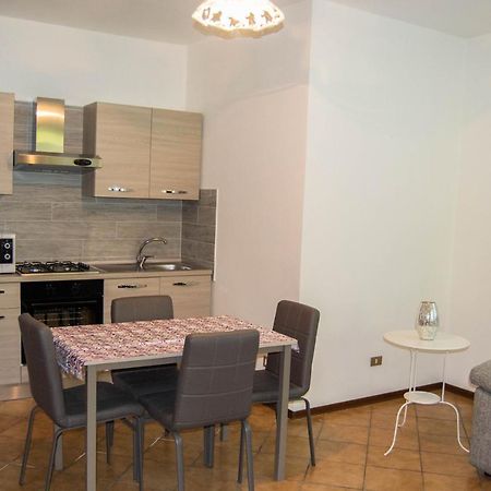 Villa Giardino Дервіо Екстер'єр фото