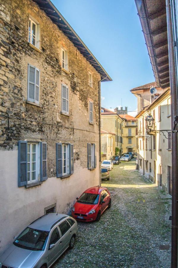Villa Giardino Дервіо Екстер'єр фото